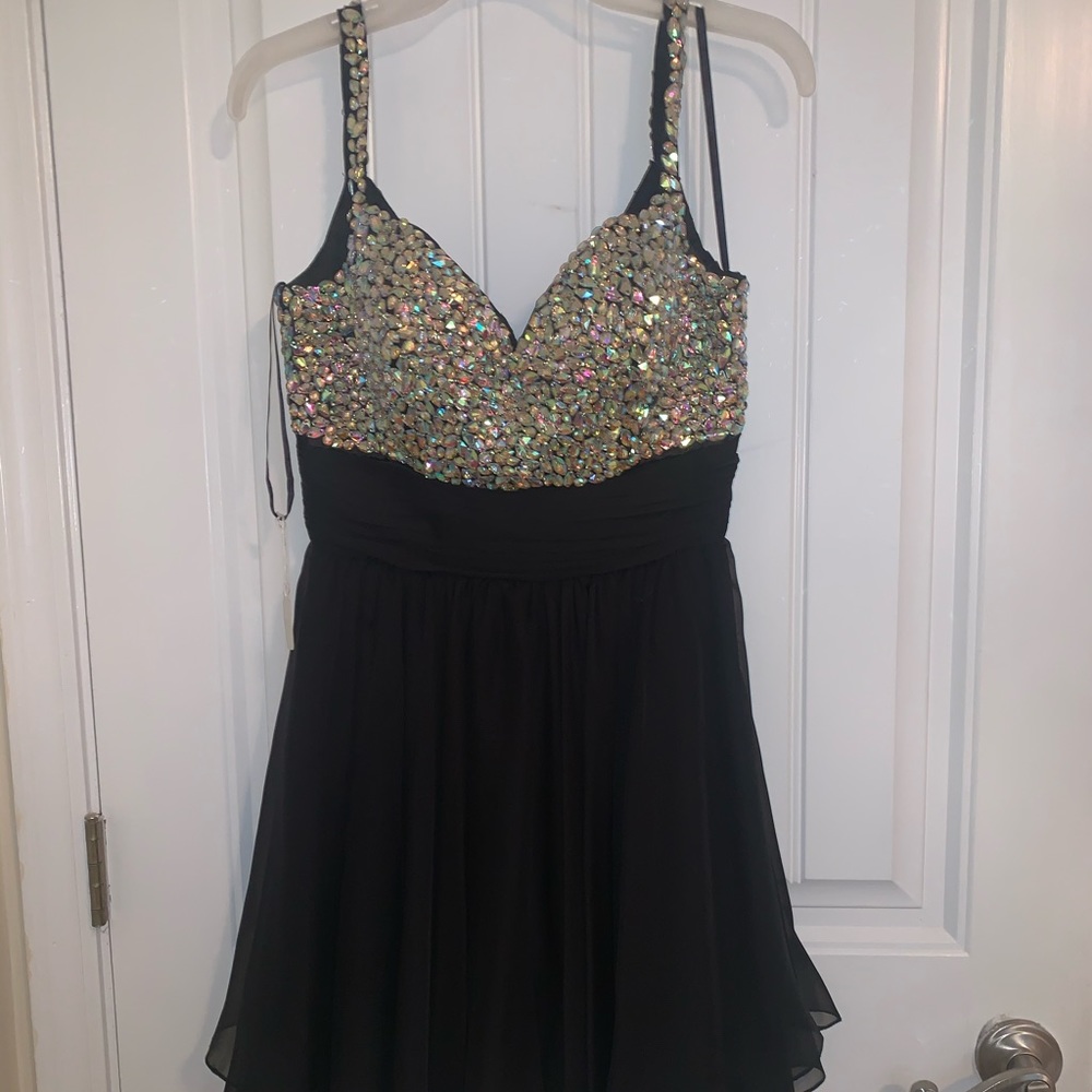 La Femme homecoming dress